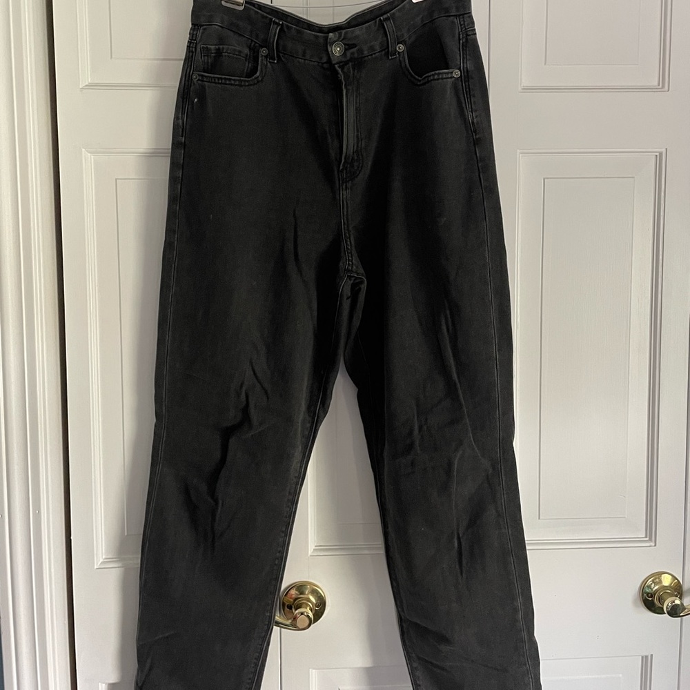 American Eagle mom jeans